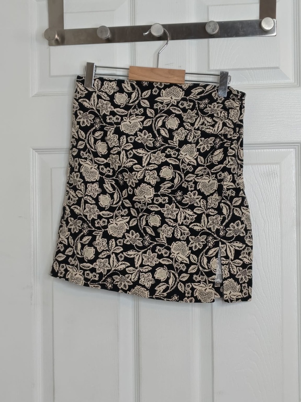 Mango Floral Black and Cream Mini Linen Blend Skirt